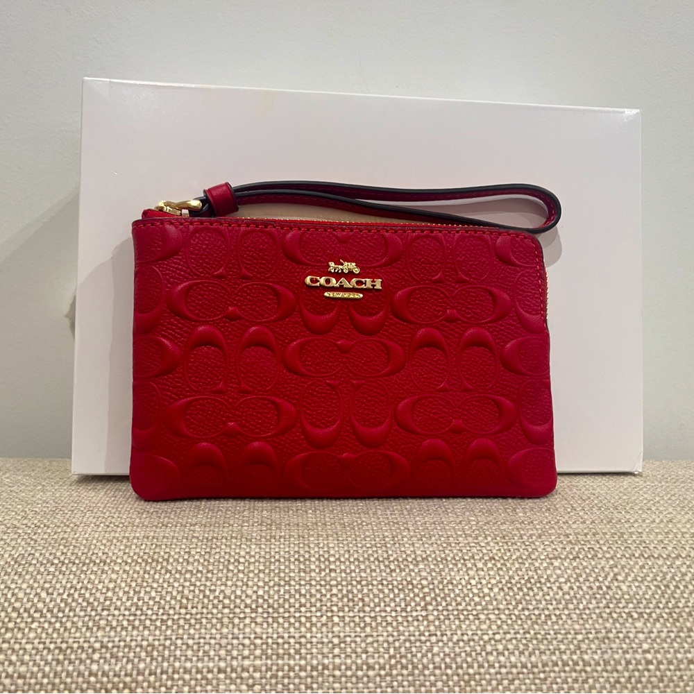NWOT Coach zip red wristlet wallet